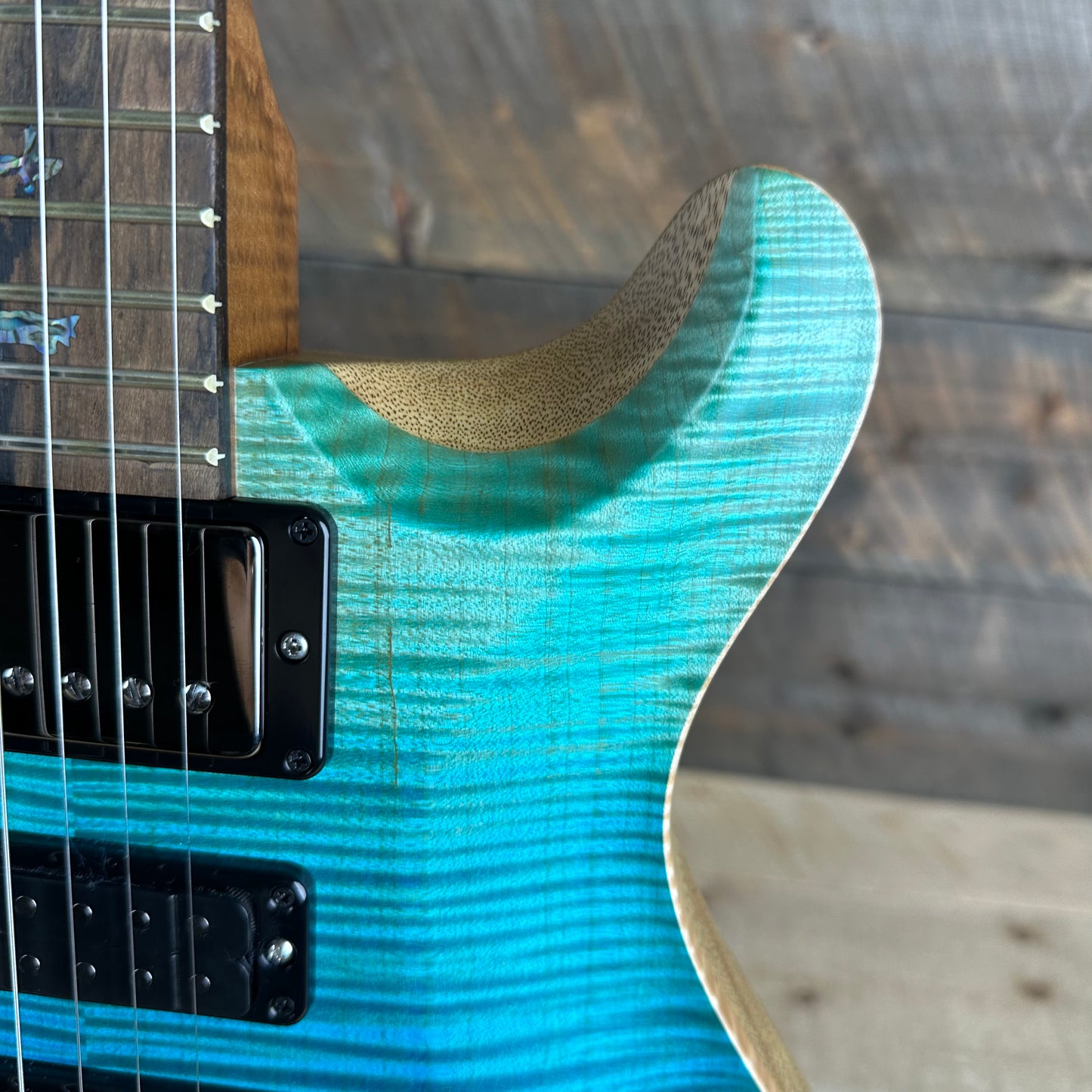 PRS Wood Library Special 22 Semi-Hollow - Flame Maple 10 Top Korina Back, Ziricote FB - Blue Fade Satin 392391