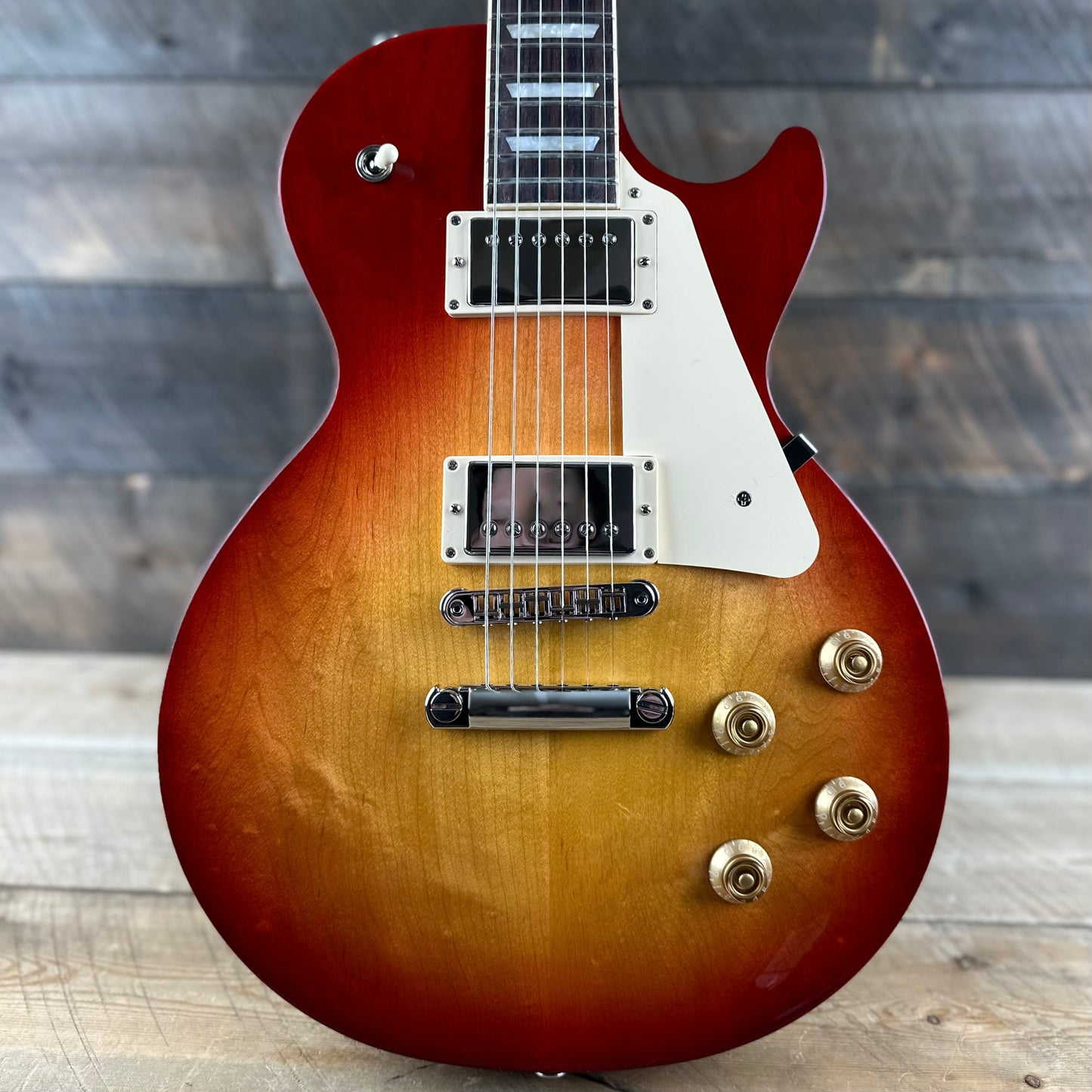 Gibson Les Paul Studio - Cherry Sunburst 225540052