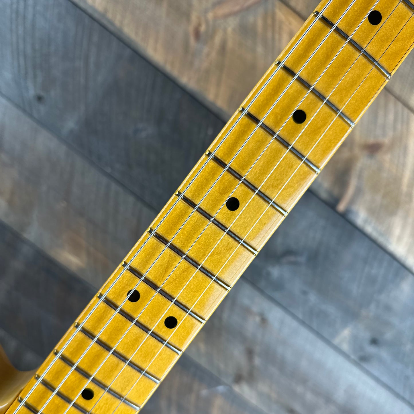 Fender American Vintage II '51 Telecaster - Butterscotch Blonde