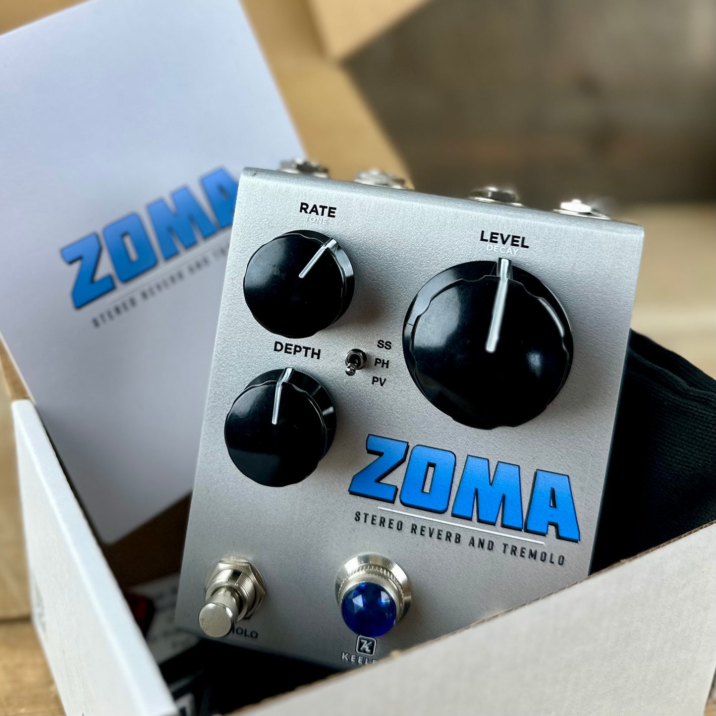 Keeley ZOMA Stereo Reverb and Tremolo Pedal - Silver *Brand New From Dealer!*