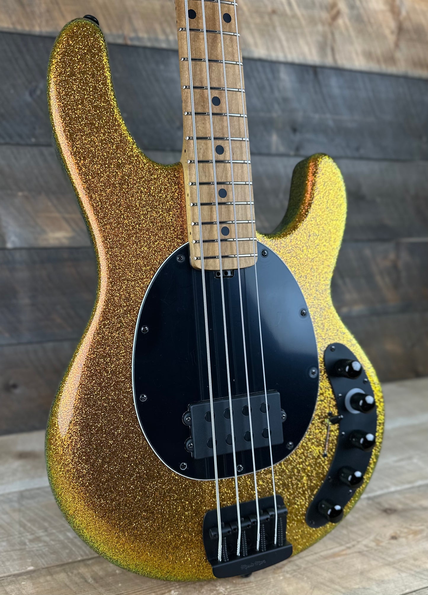 Ernie Ball Music Man Dark Ray Bass - Gold Bar S11878