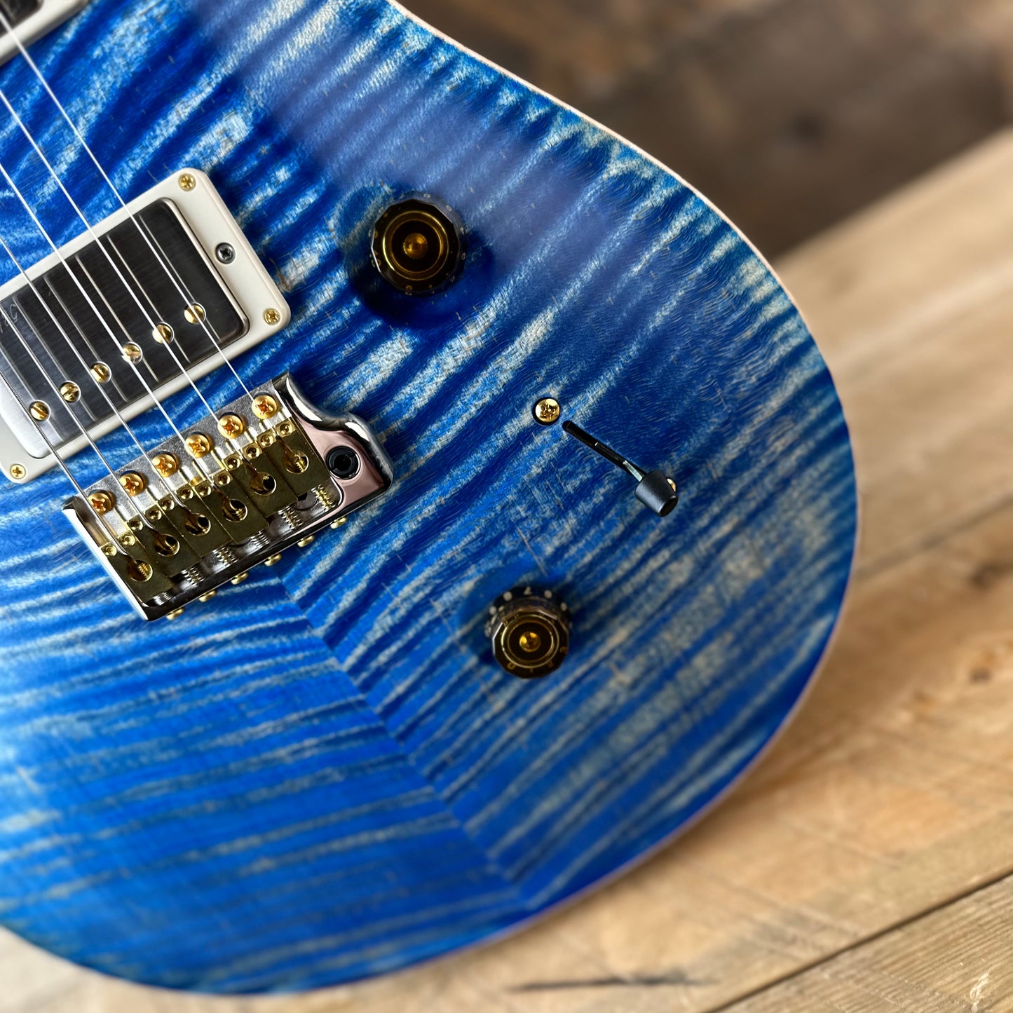 PRS Wood Library Custom 24 Flame Maple 10 Top, Korina Neck, Ziricote FB - Faded Blue Jean Satin 391896