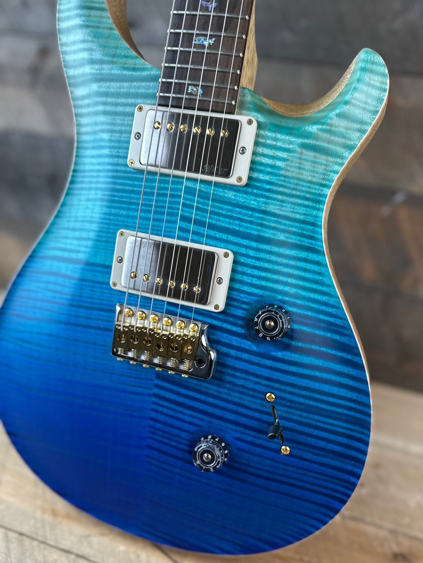 PRS Wood Library Custom 24 Flame Maple 10 Top, Korina Neck, Ziricote FB - Blue Fade Satin 391897