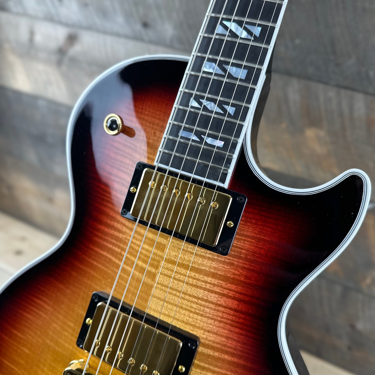 Gibson Les Paul Supreme - Fireburst 225640121