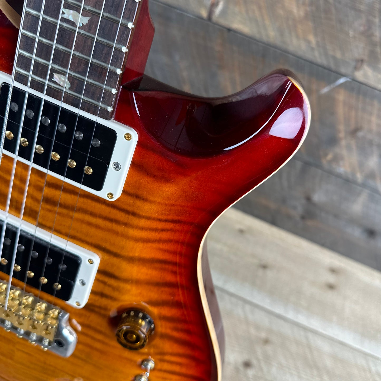 PRS 35th Anniversary Custom 24 10 Top - Dark Cherry Sunburst 286009