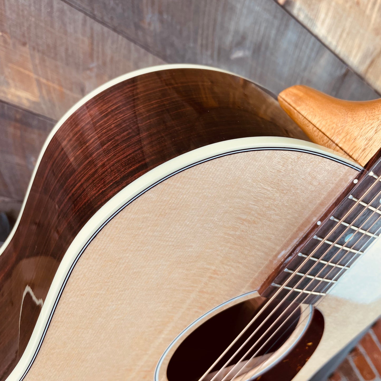 Used Gibson J-45 Studio Rosewood Acoustic-Electric Guitar - Antique Natural 21783034 Shop Display