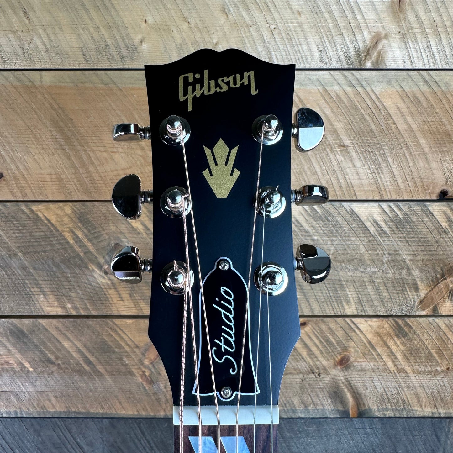 Used Gibson Hummingbird Studio Rosewood Acoustic-Electric Guitar - Satin Rosewood Burst 23523078 Shop Display