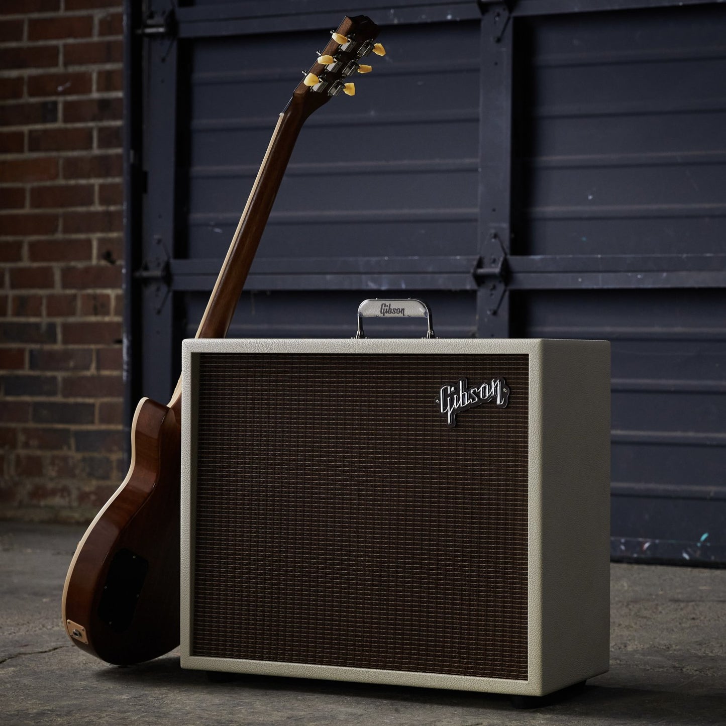 Gibson Dual Falcon 20 - 2x10 Combo Amplifier - Cream Bronco Tolex Oxblood Grille