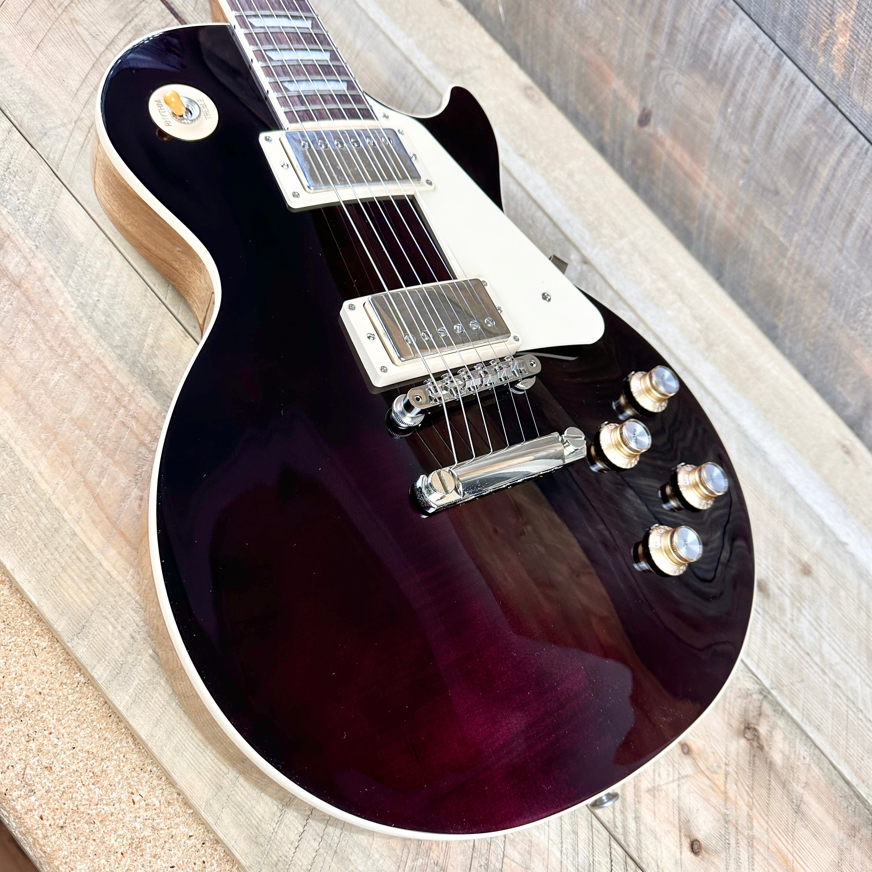 Gibson Les Paul Standard '60s Plain Top Classic White 9.14 #225540263 -  Eddie's Guitars