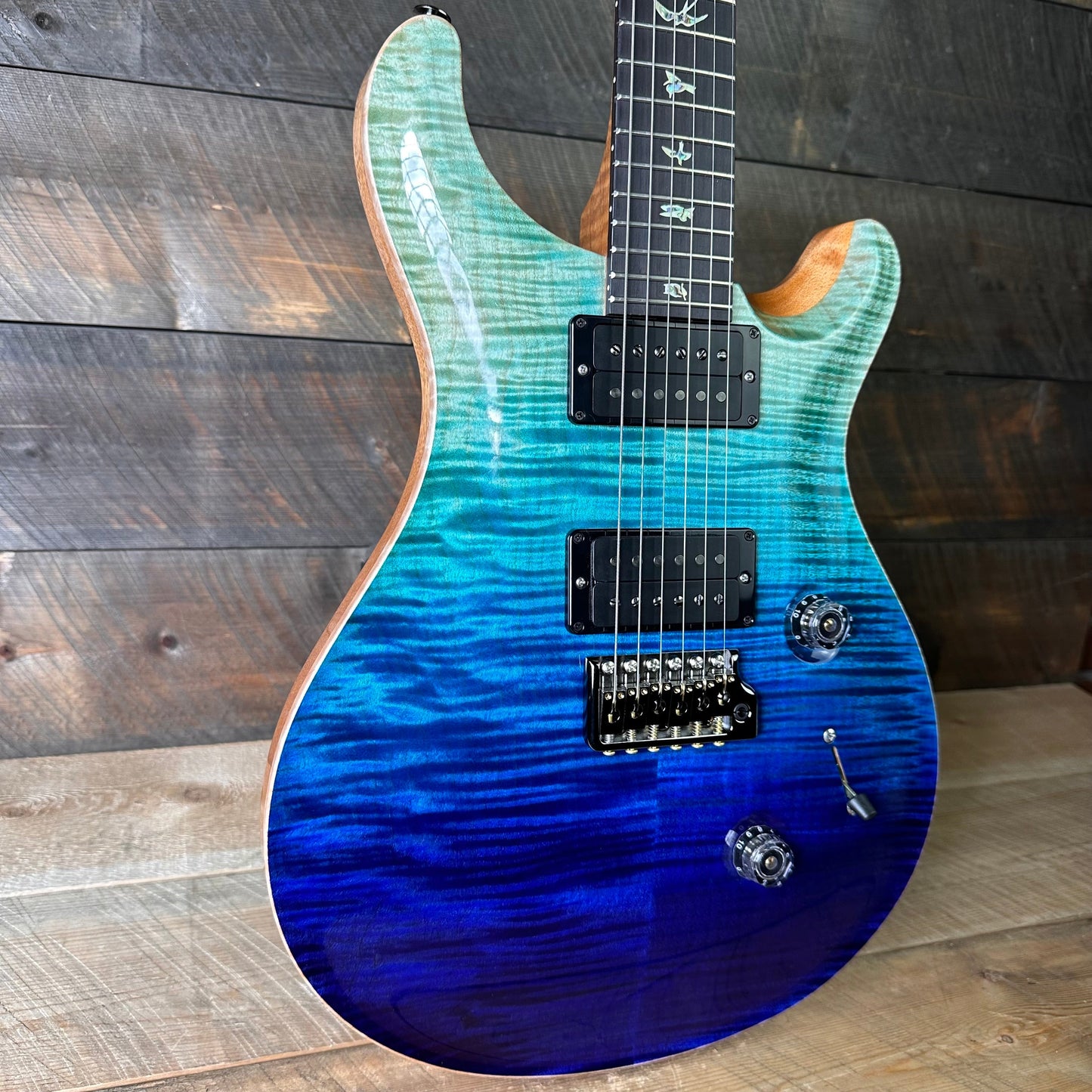 PRS Custom 24 Wood Library Flame Maple 10-Top  Torrefied Maple Neck African Blackwood FB - Blue Fade 363813