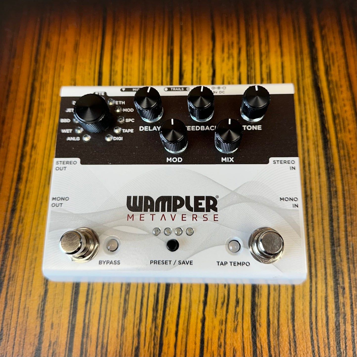 Used Wampler Metaverse 2022 - Present - White / Black