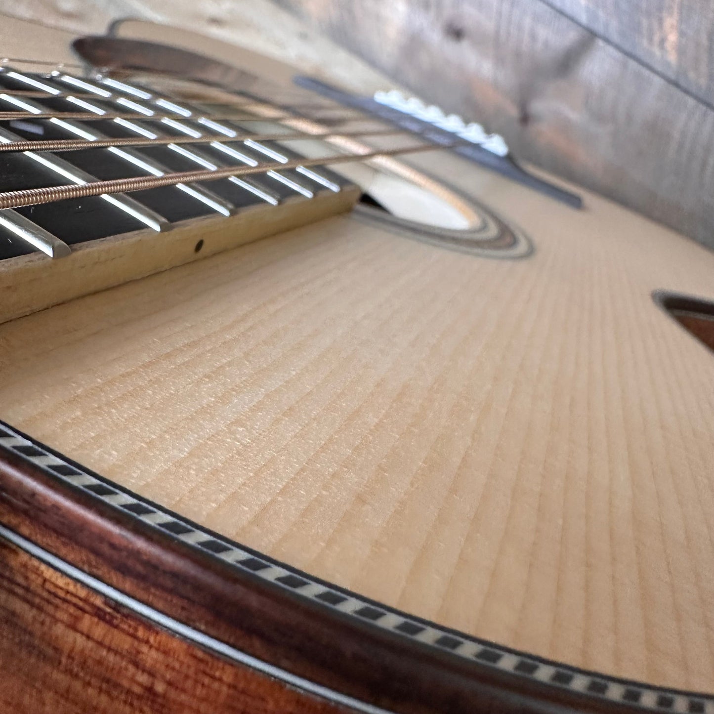 Larrivee OO-40 Koa Small Body Special Spruce Top Koa Side Back SN140323