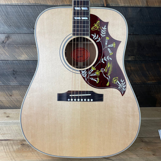 Used Gibson Hummingbird Faded Acoustic-Electric Guitar - Antique Natural 20873039 Shop Display