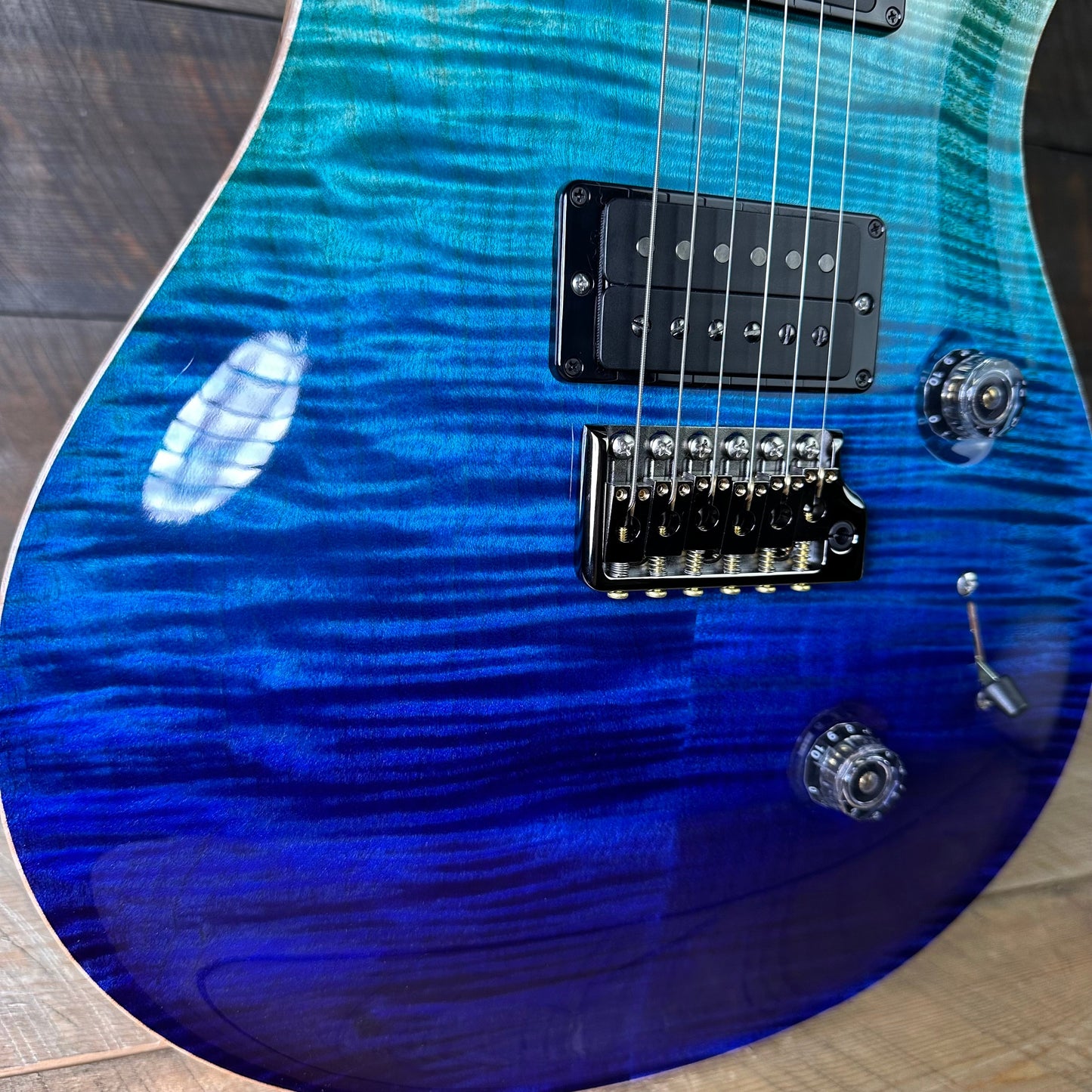 PRS Custom 24 Wood Library Flame Maple 10-Top  Torrefied Maple Neck African Blackwood FB - Blue Fade 363813