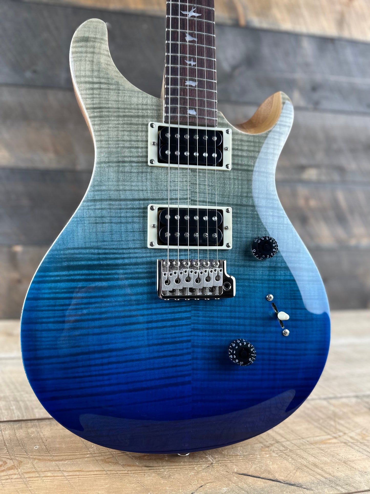 PRS SE Custom 24 Limited Edition - Blue Fade 105265