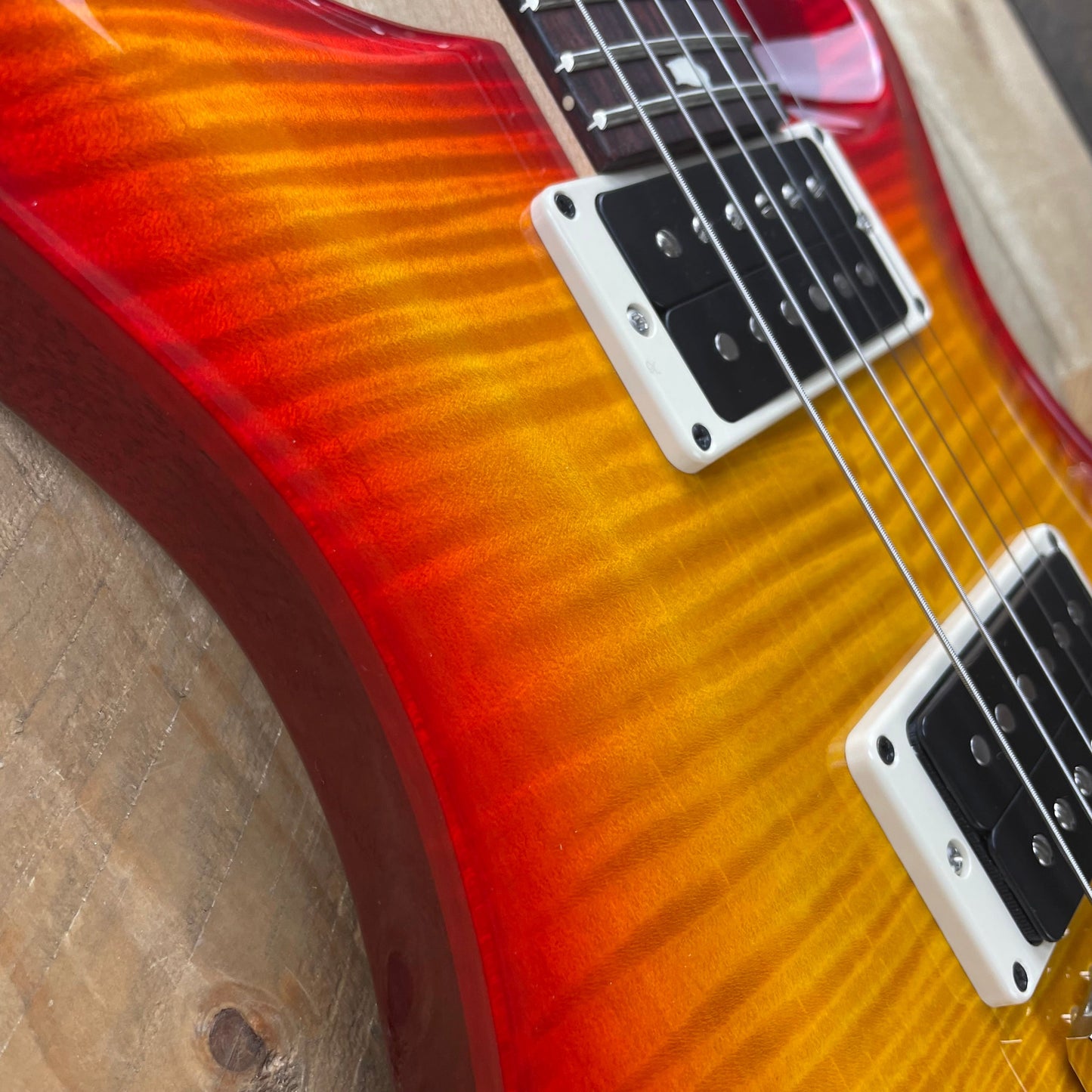 Floor Model PRS CE 24 Custom Color - Cherry Wrap Burst 360854