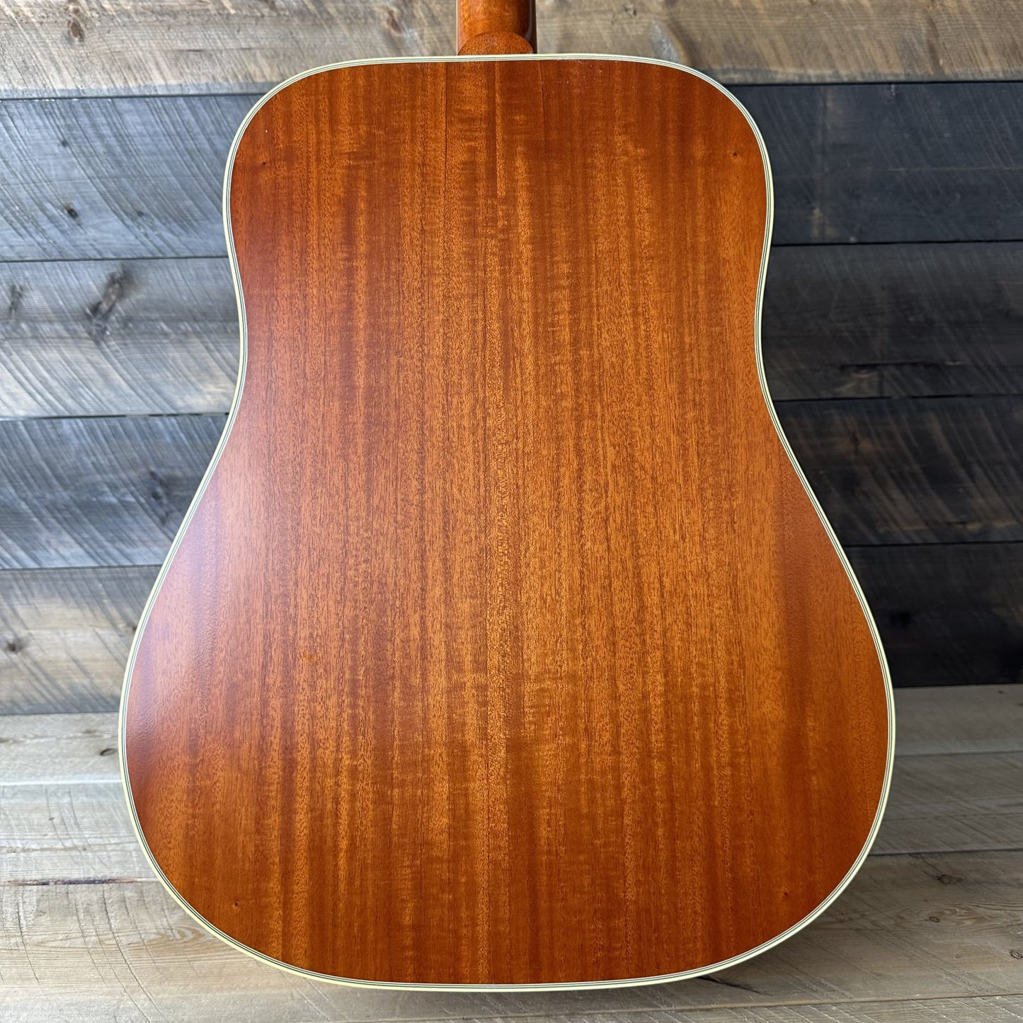 Used Gibson Custom Shop 1960 Hummingbird Fixed Bridge Acoustic - Heritage Cherry Sunburst Shop Display