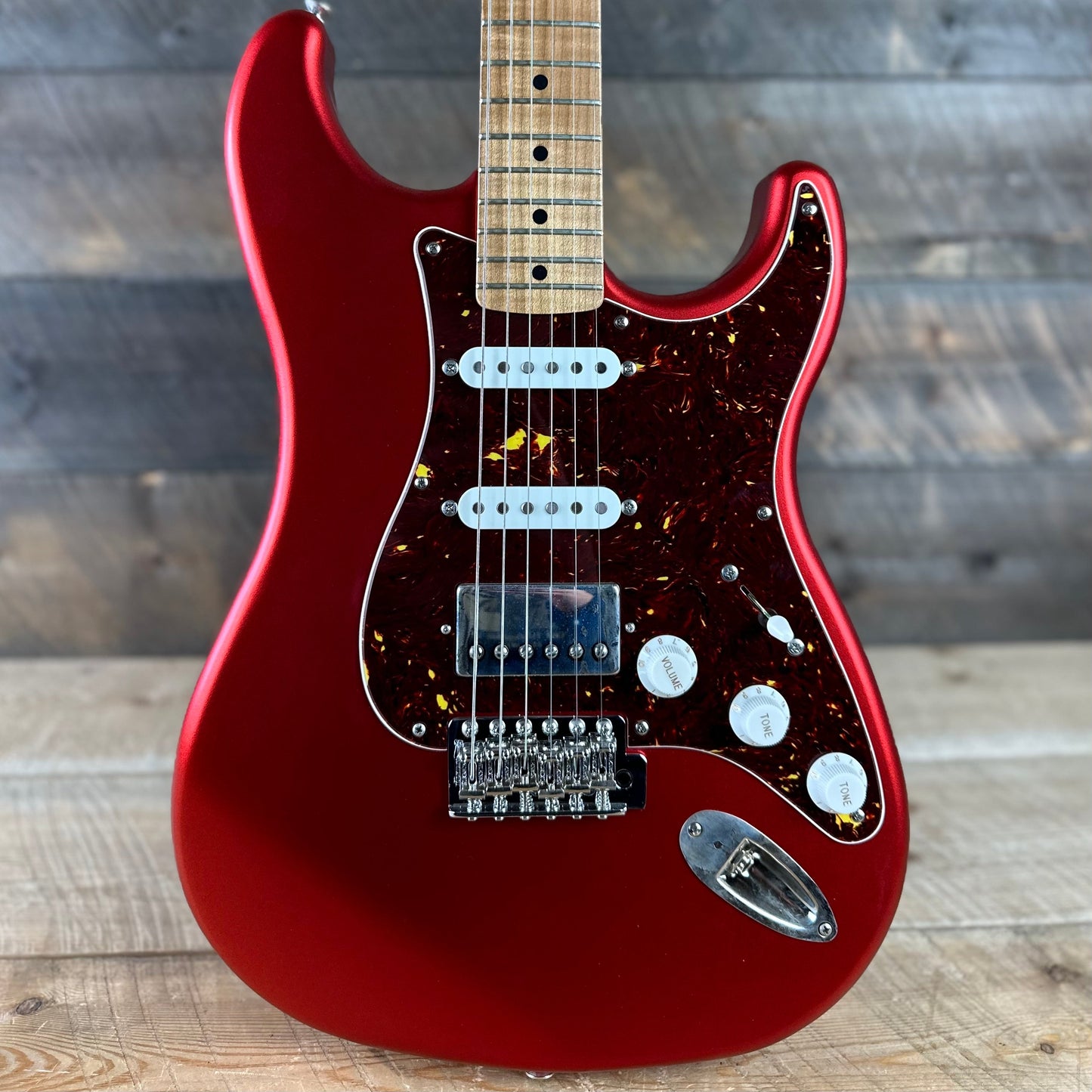 LsL Instruments Saticoy One B HSS Roasted Flame Maple Neck  - Candy Apple Red 6270