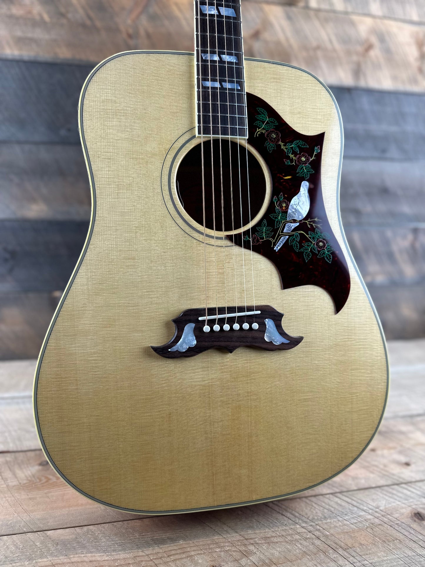 Shop Display Gibson Dove Original Acoustic-Electric Guitar - Antique Natural 20504038