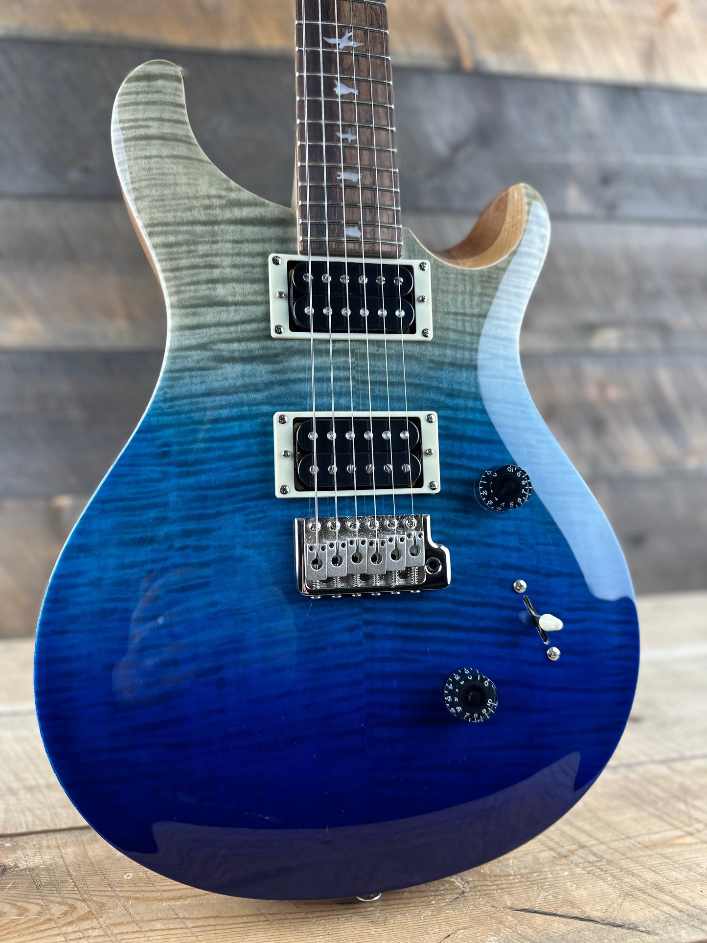 PRS SE Custom 24 Limited Edition - Blue Fade 105783