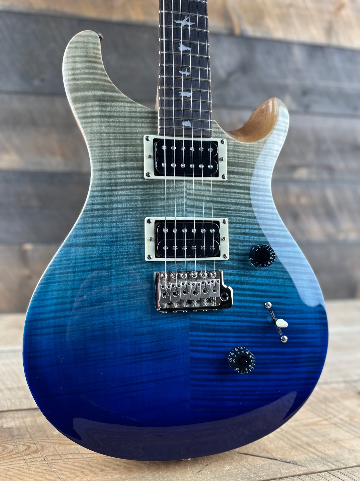 PRS SE Custom 24 Limited Edition - Blue Fade 106153